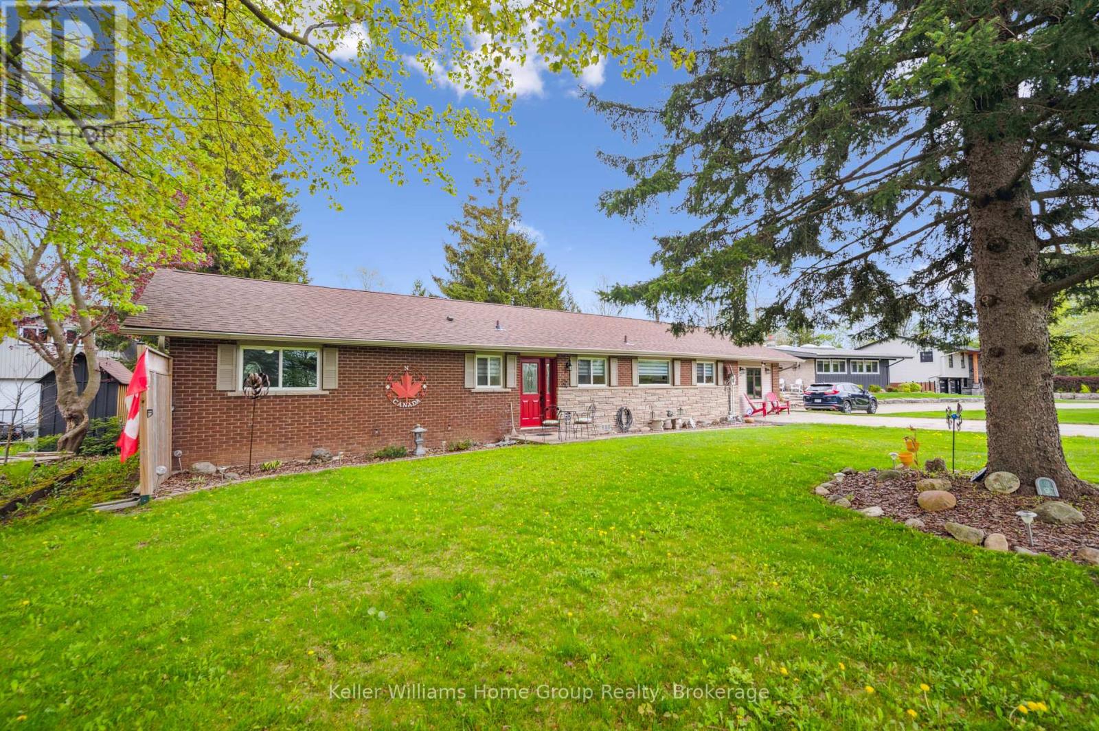 6167 Guelph Street, Centre Wellington, Ontario  N0B 1S0 - Photo 2 - X12163703