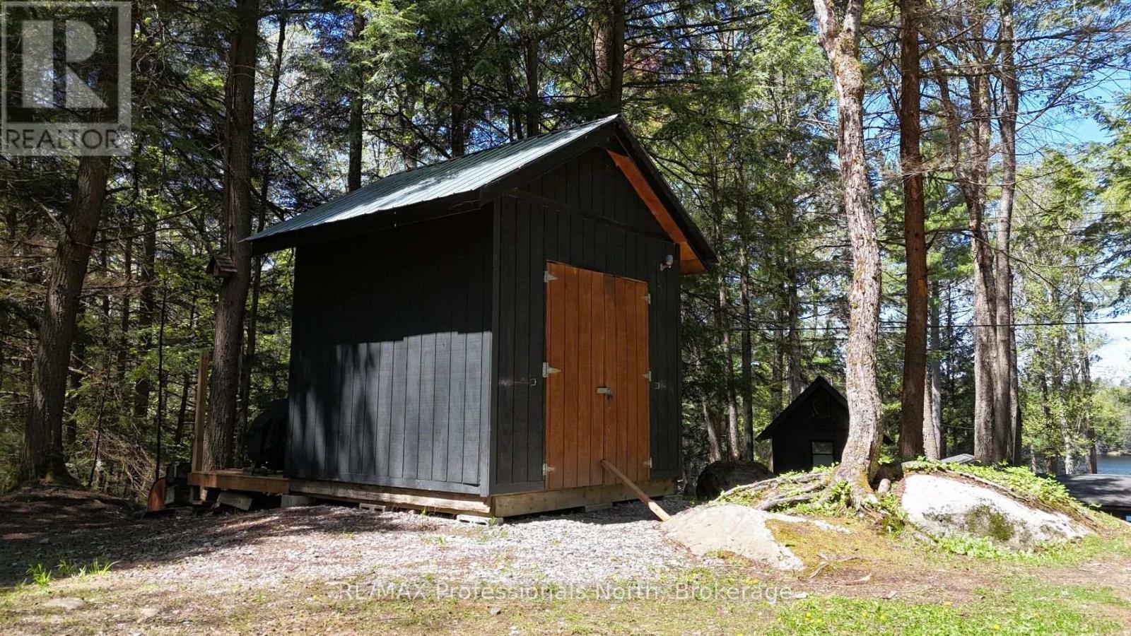 1132 Sapphire (Koshlong Lake) Drive, Highlands East, Ontario  K0M 1S0 - Photo 21 - X12163800