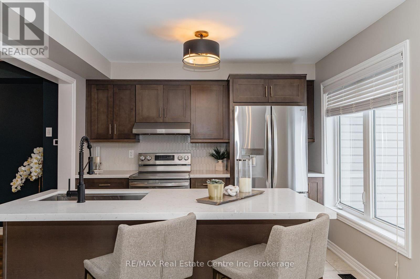 2 - 395 LINDEN DRIVE, Cambridge, Ontario