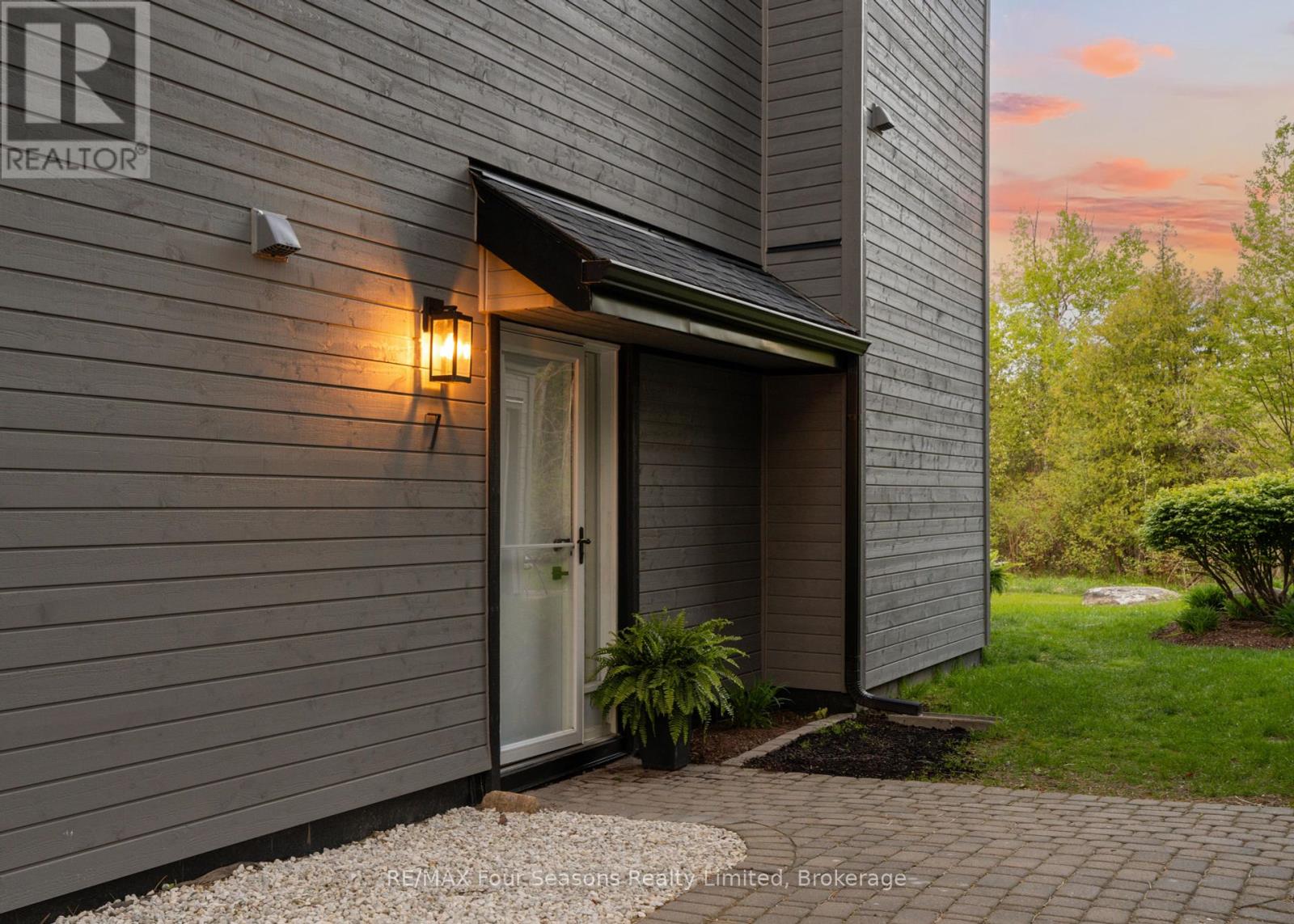 7 - 44 TROTT BOULEVARD, Collingwood, Ontario