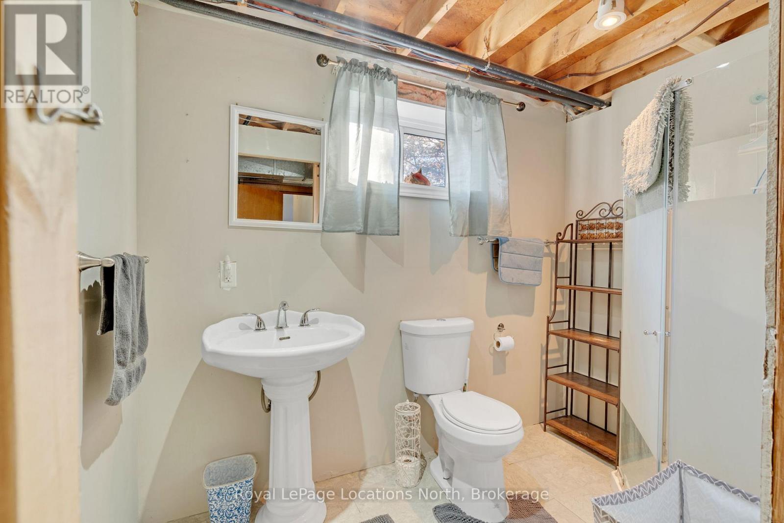 214 Sunnidale Street, Clearview, Ontario  L0M 1S0 - Photo 35 - S12163954