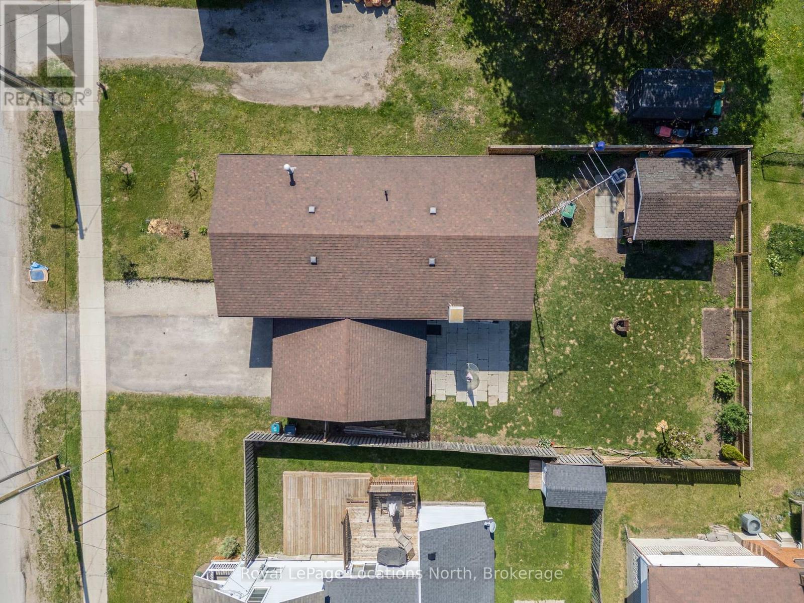 214 Sunnidale Street, Clearview, Ontario  L0M 1S0 - Photo 43 - S12163954