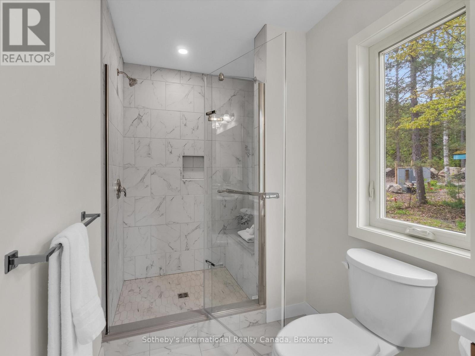#2 - 3179 Muskoka Road 117, Lake Of Bays, Ontario  P0B 1A0 - Photo 21 - X12163933
