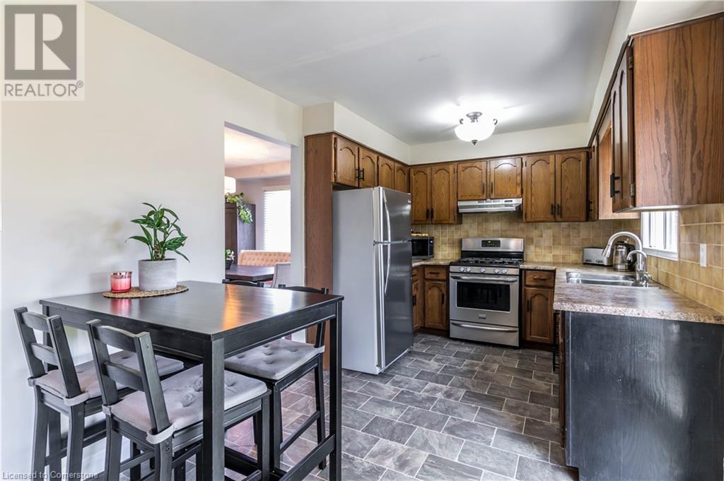 112 Wexford Crescent, Kitchener, Ontario  N2N 1Z7 - Photo 9 - 40731289