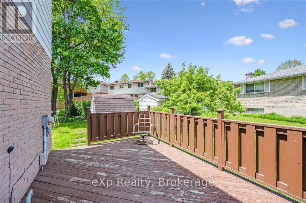 133 Ingleside Drive, Kitchener, Ontario  N2M 2G9 - Photo 17 - X12164580