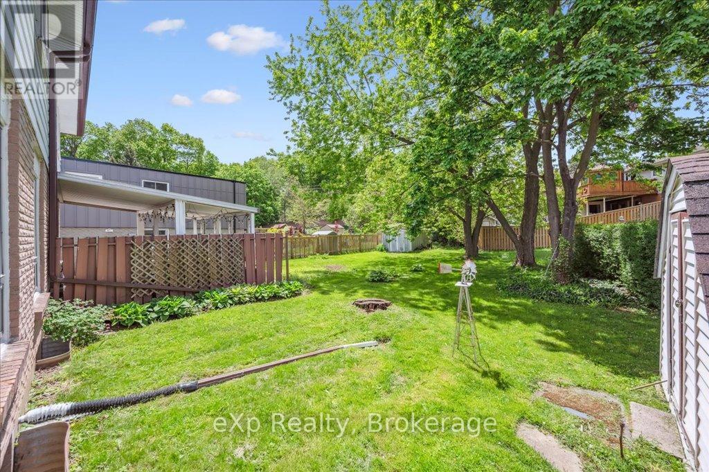 133 Ingleside Drive, Kitchener, Ontario  N2M 2G9 - Photo 18 - X12164580