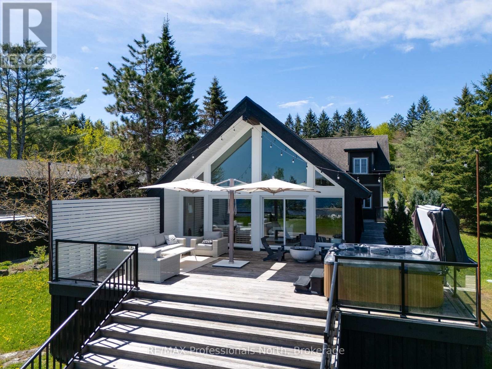 6 - 1059 WOODINGTON ROAD, Muskoka Lakes, Ontario