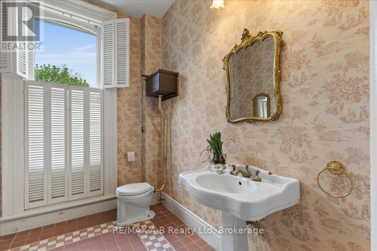 126 John Street N, Stratford, Ontario  N5A 6K9 - Photo 27 - X12164681