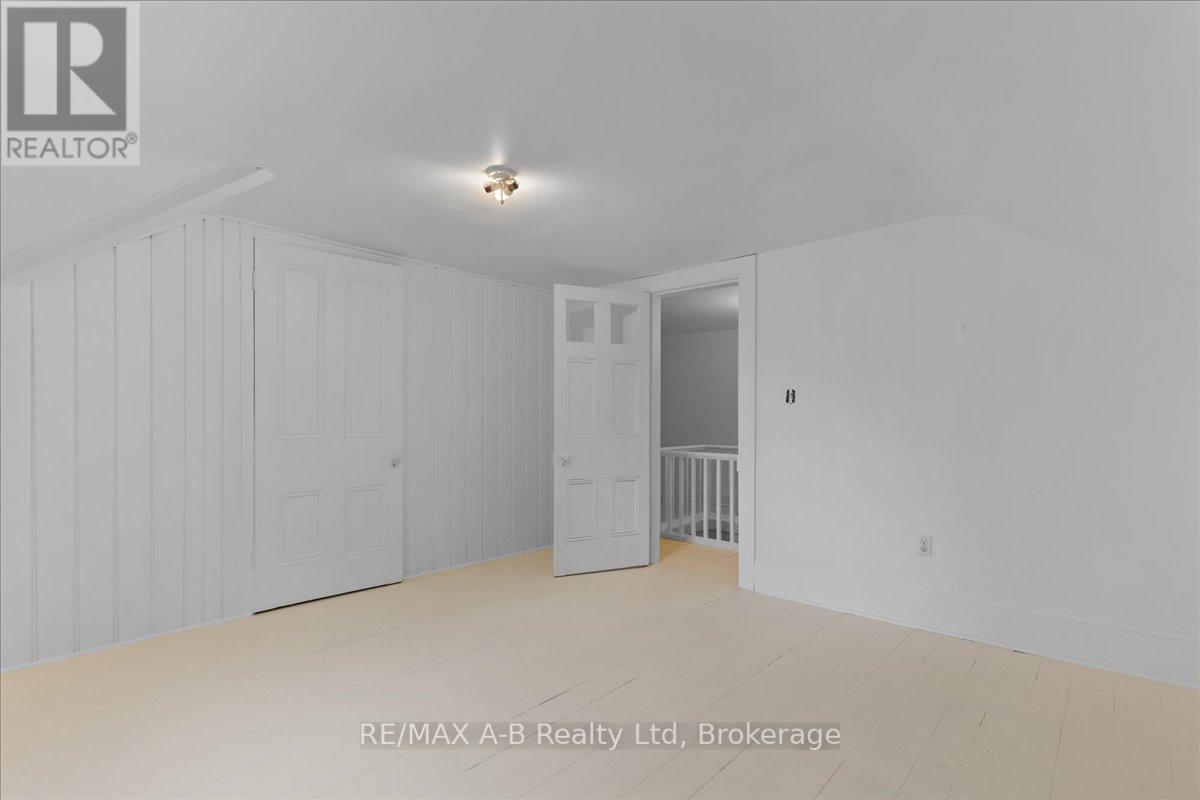 126 John Street N, Stratford, Ontario  N5A 6K9 - Photo 32 - X12164681