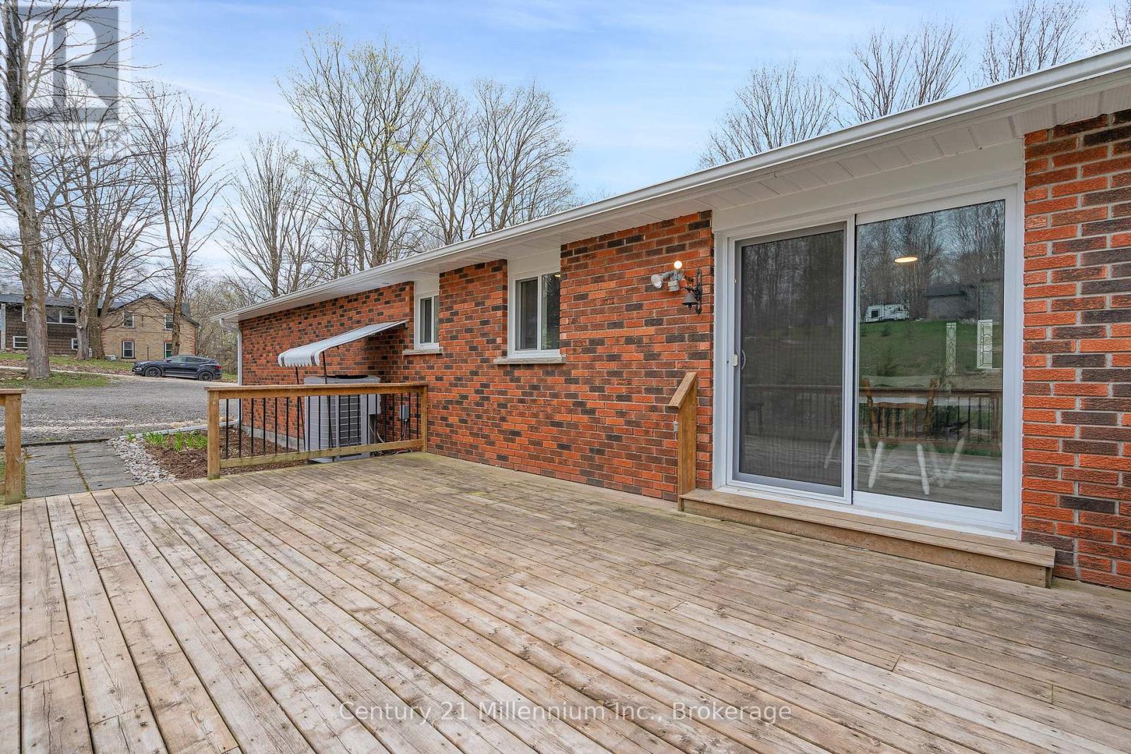 205 Napoleon Street, Grey Highlands, Ontario  N0C 1E0 - Photo 18 - X12165240