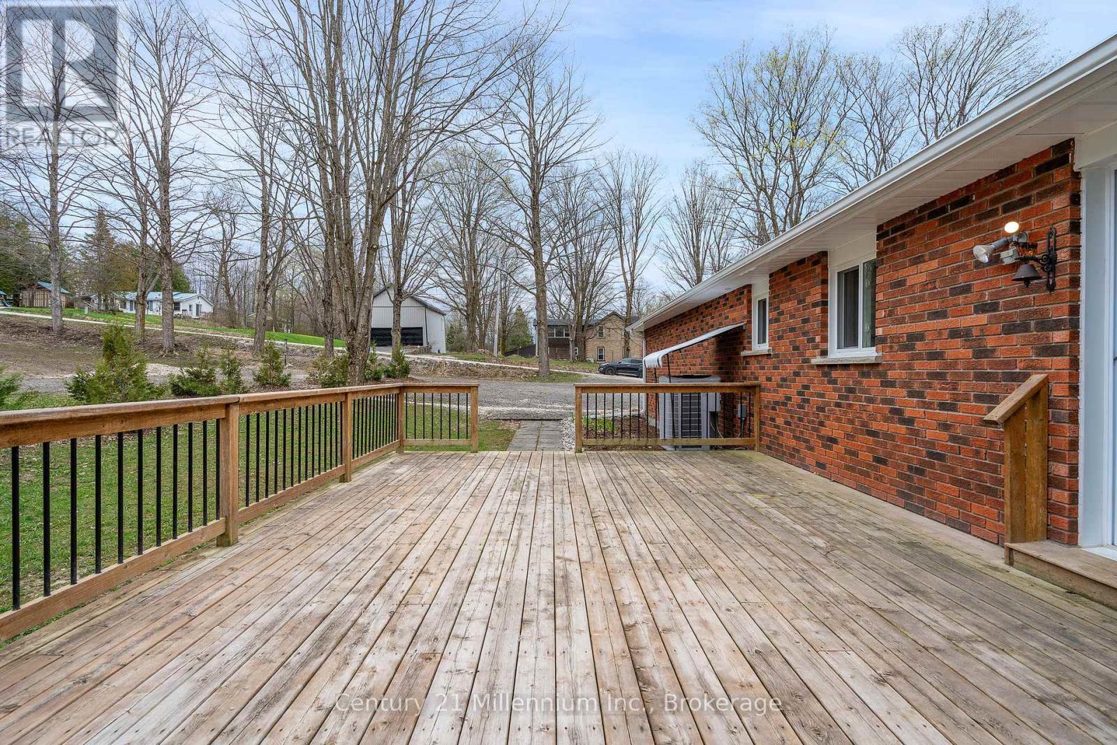 205 Napoleon Street, Grey Highlands, Ontario  N0C 1E0 - Photo 19 - X12165240