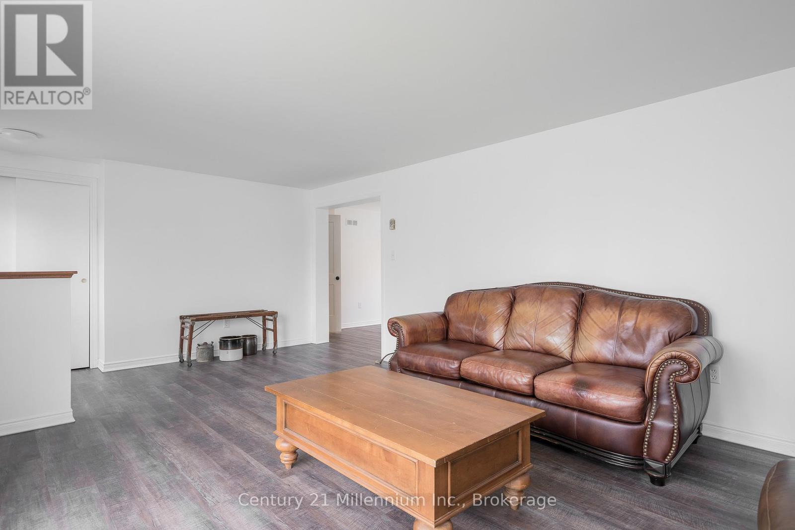 205 Napoleon Street, Grey Highlands, Ontario  N0C 1E0 - Photo 22 - X12165240
