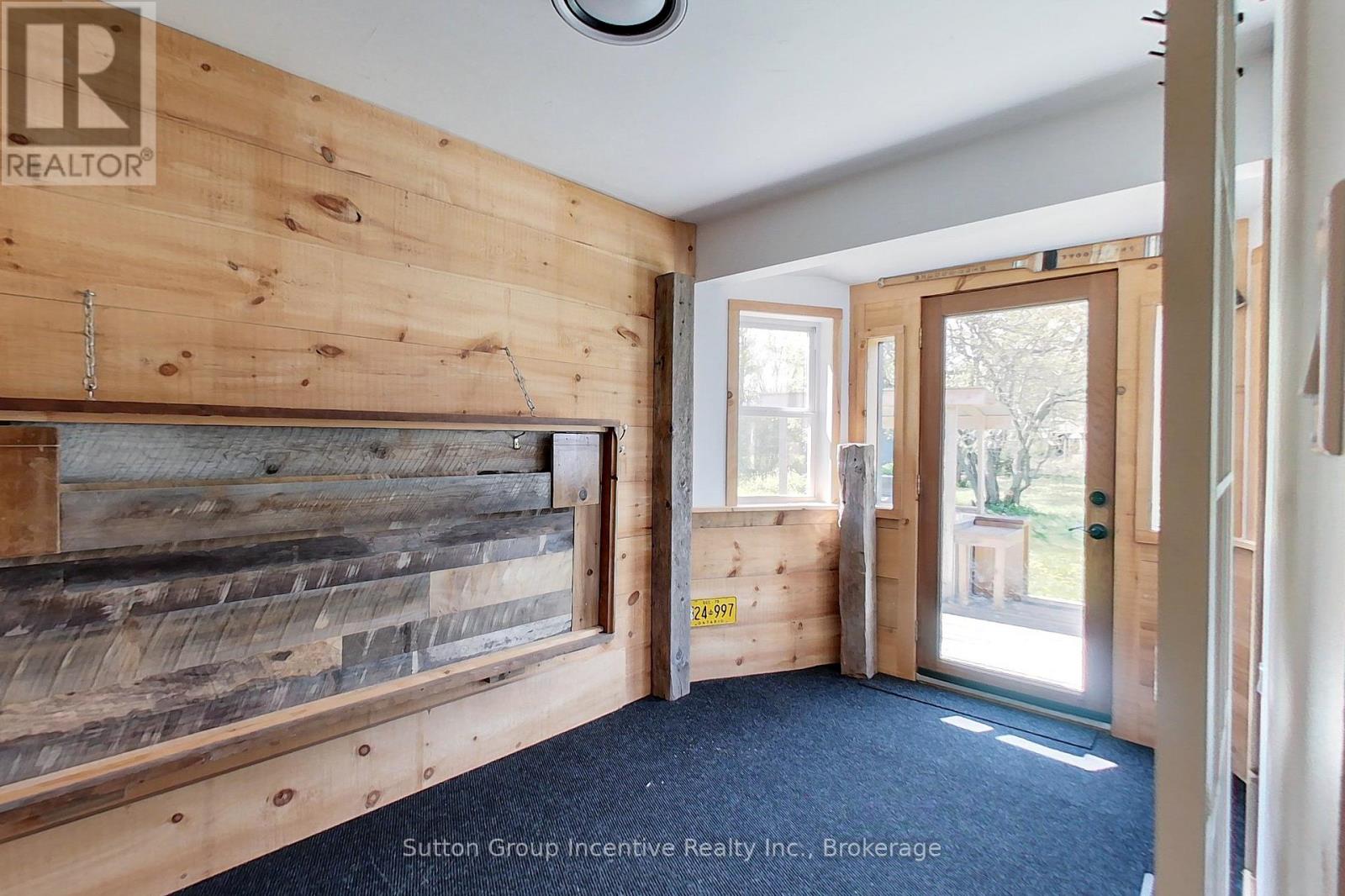114 Tyrol Avenue, Blue Mountains, Ontario  N0H 2E0 - Photo 14 - X12165248