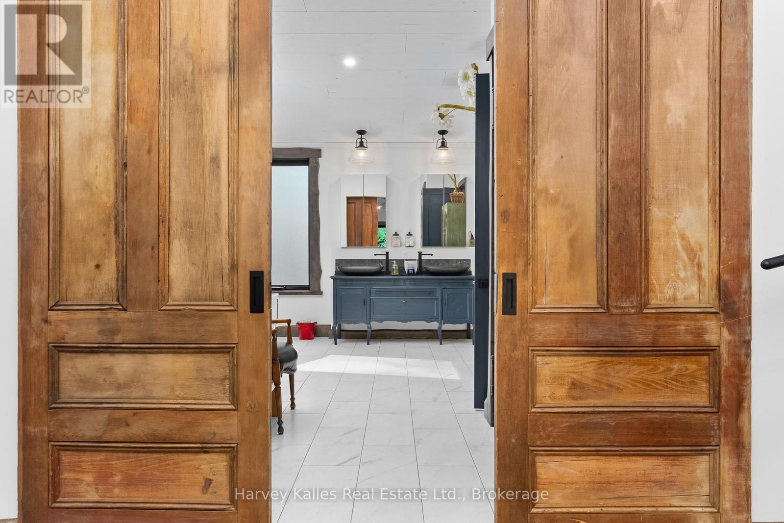 25 Natures Way, Huntsville, Ontario  P1H 0B4 - Photo 17 - X12165821