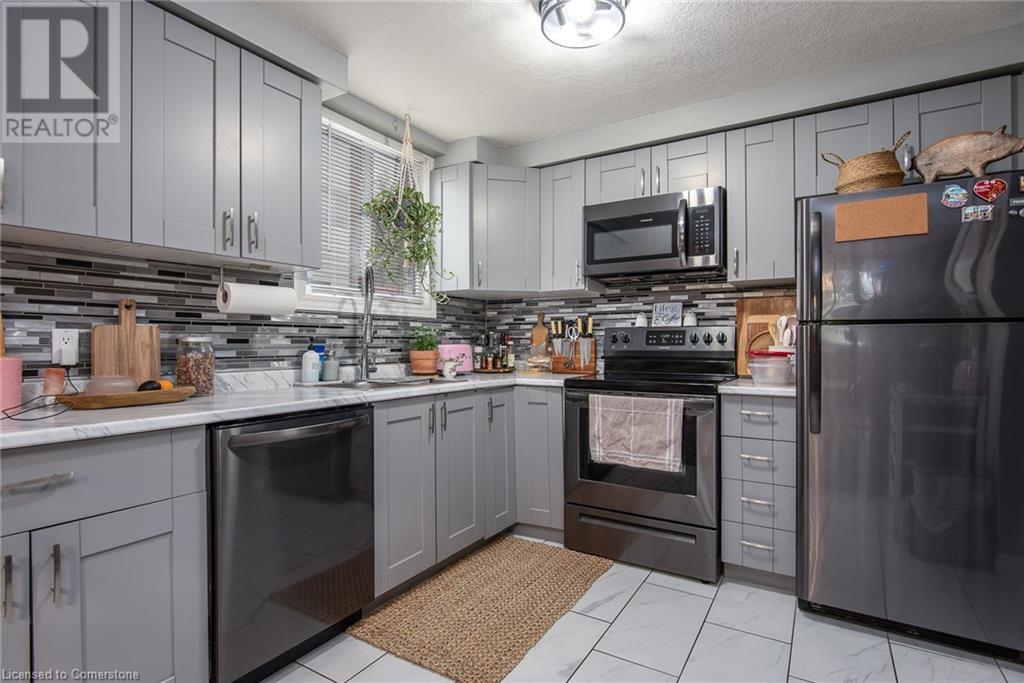 82 Carnaby Crescent, Kitchener, Ontario  N2A 1M7 - Photo 42 - 40729892