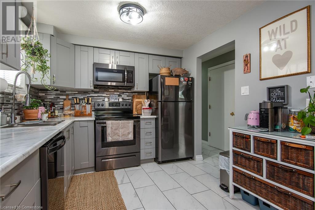 82 Carnaby Crescent, Kitchener, Ontario  N2A 1M7 - Photo 43 - 40729892
