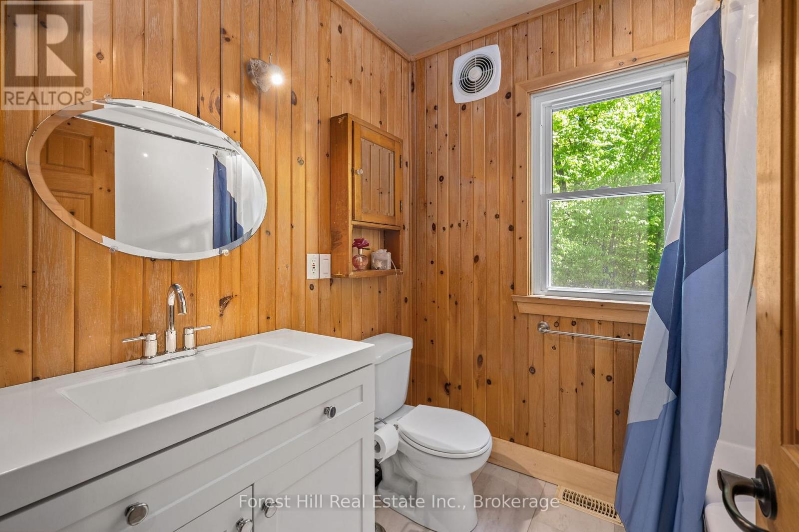 1015 Kidd Street, Muskoka Lakes, Ontario  P0C 1M0 - Photo 22 - X12165906