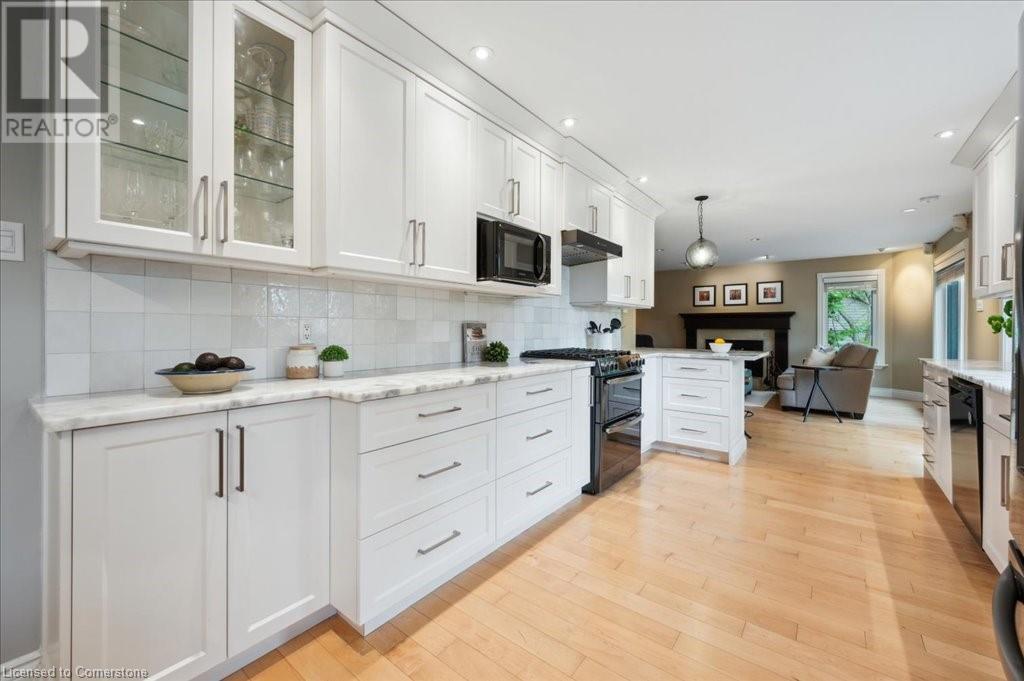 427 Stillmeadow Circle, Waterloo, Ontario  N2L 5M1 - Photo 15 - 40730528