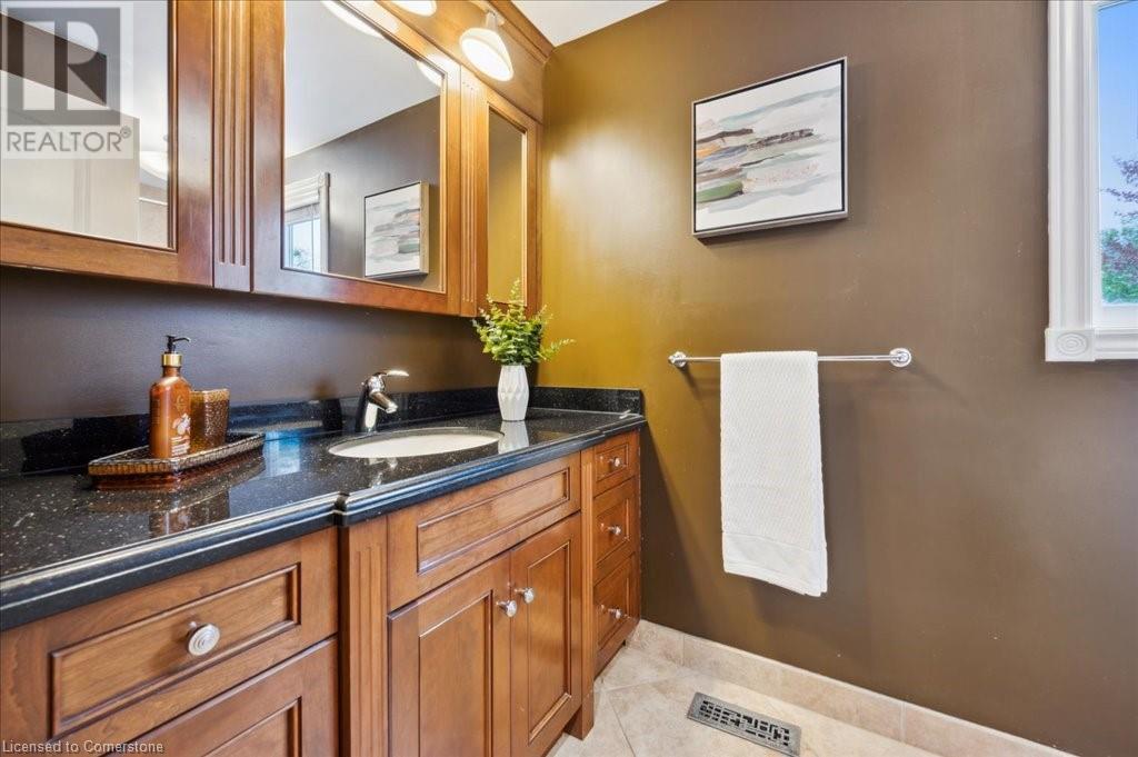 427 Stillmeadow Circle, Waterloo, Ontario  N2L 5M1 - Photo 27 - 40730528