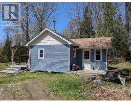 102 OLD SCHOOL HOUSE ROAD, Huntsville, Ontario
