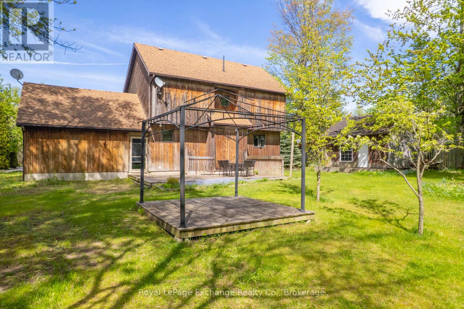 105 Lurgan Lane, Huron-Kinloss, Ontario  N2Z 2X3 - Photo 21 - X12166498