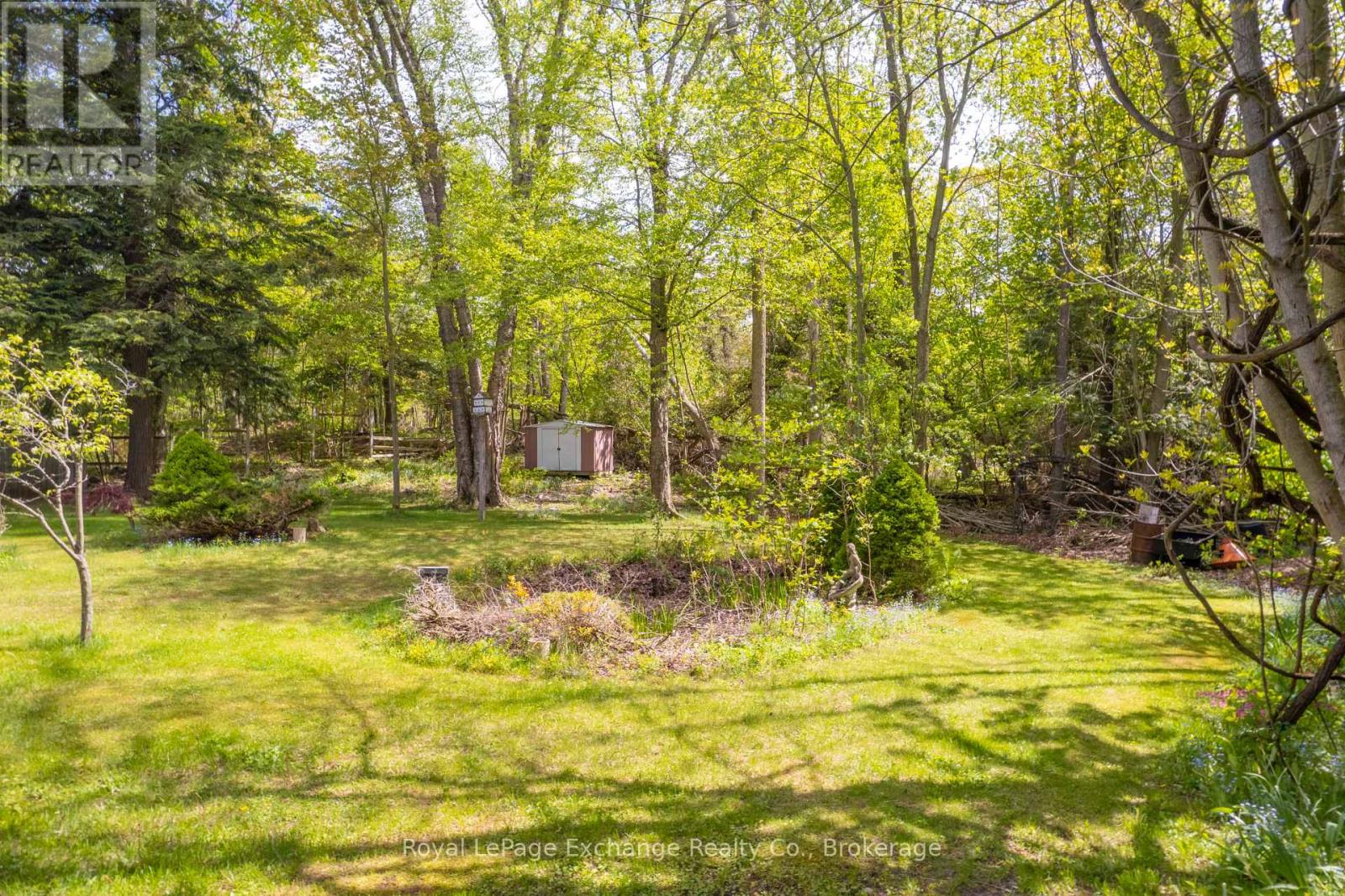105 Lurgan Lane, Huron-Kinloss, Ontario  N2Z 2X3 - Photo 24 - X12166498