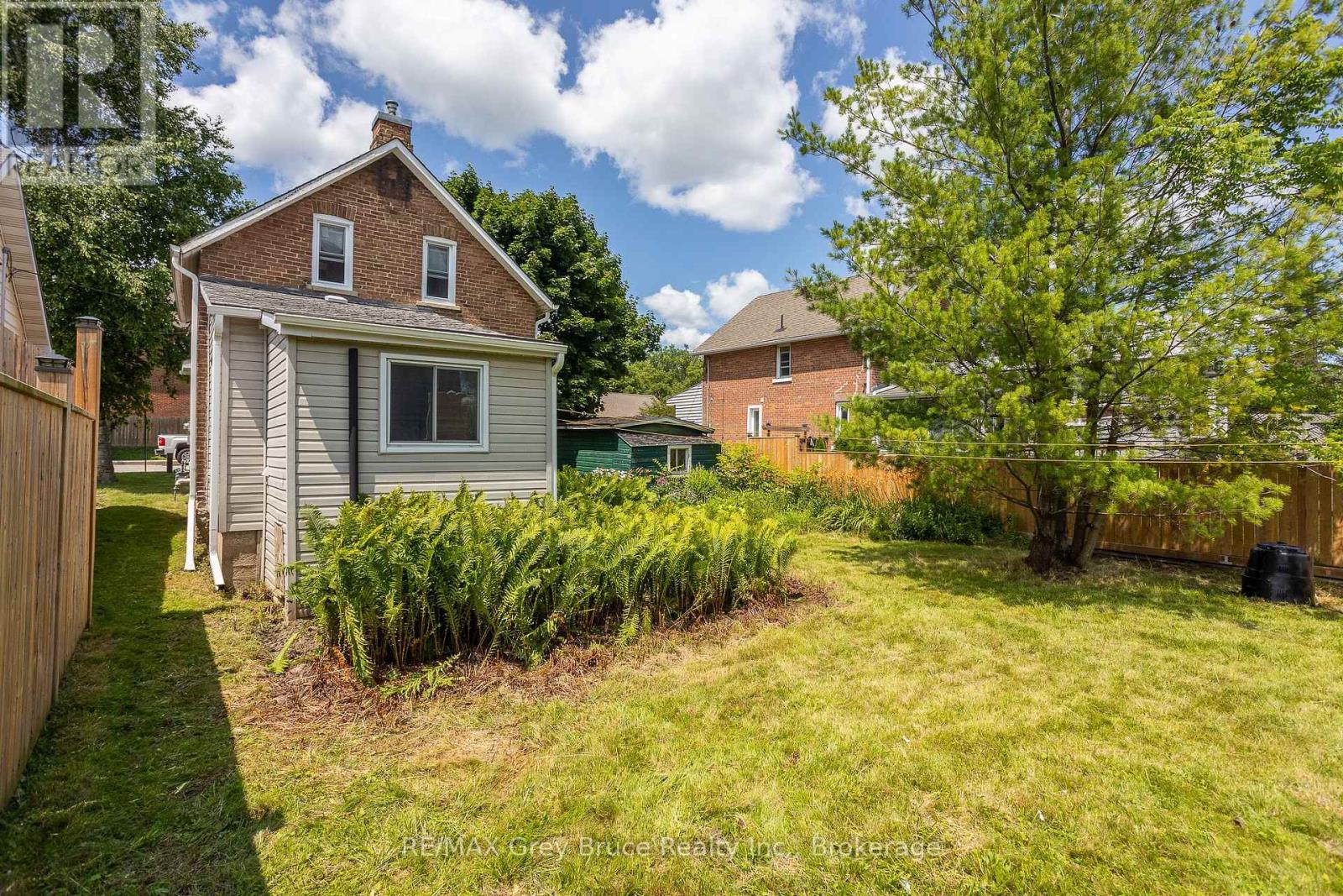 1809 3rd Avenue W, Owen Sound, Ontario  N4K 4R7 - Photo 40 - X12166720