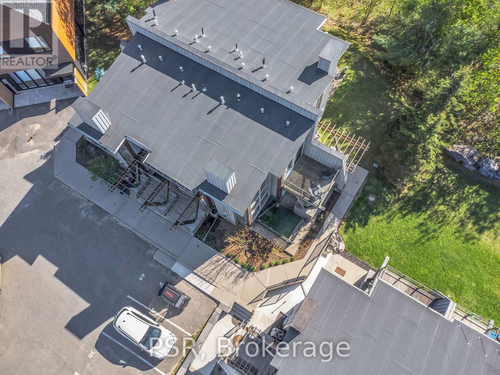 44 Carrick Trail, Gravenhurst, Ontario  P1P 0A6 - Photo 38 - X12167118