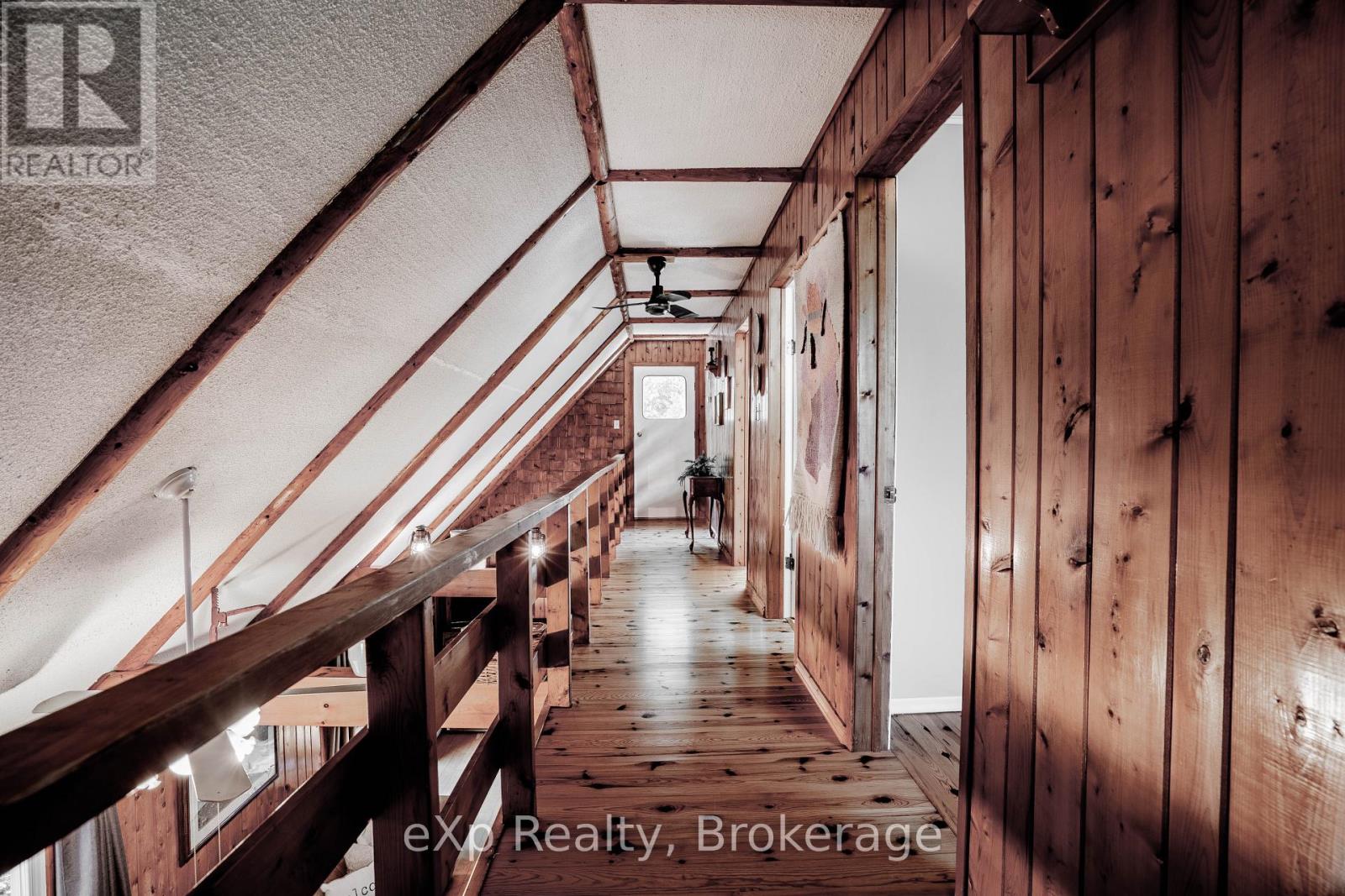 245 Whiskey Harbour Road, Northern Bruce Peninsula, Ontario  N0H 2T0 - Photo 18 - X12167617