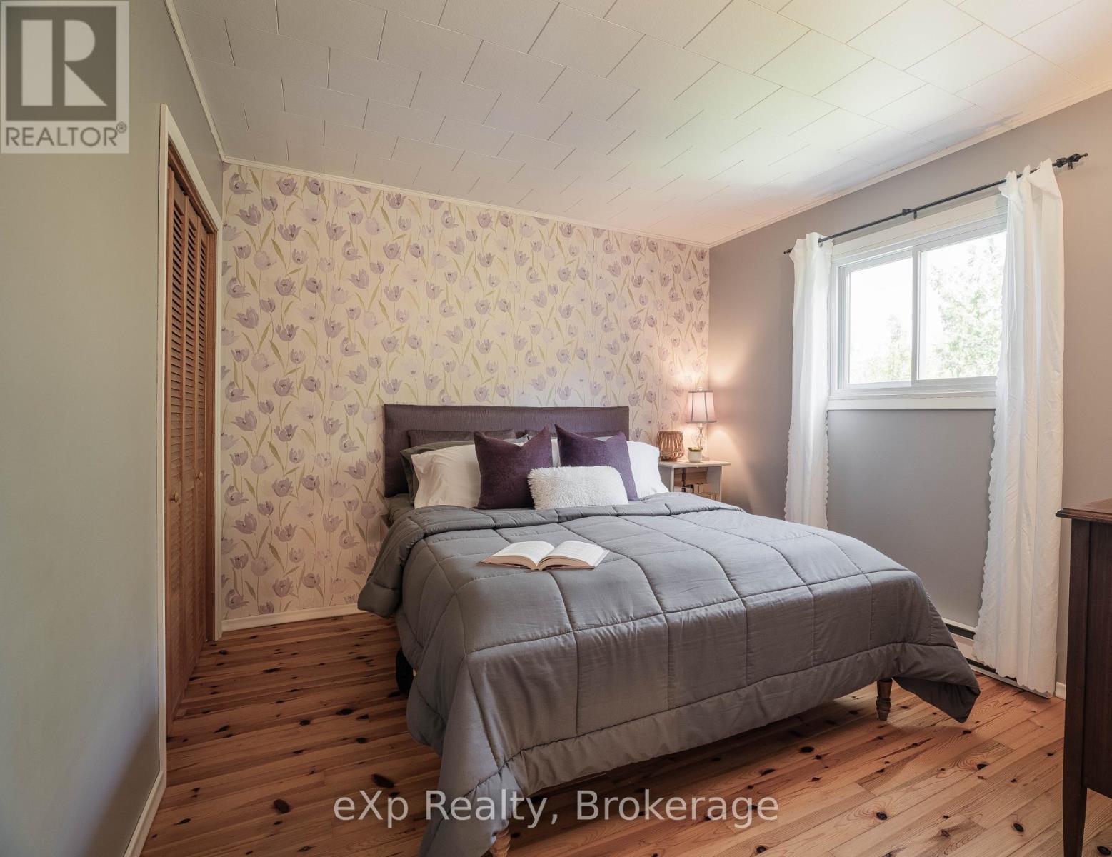 245 Whiskey Harbour Road, Northern Bruce Peninsula, Ontario  N0H 2T0 - Photo 19 - X12167617