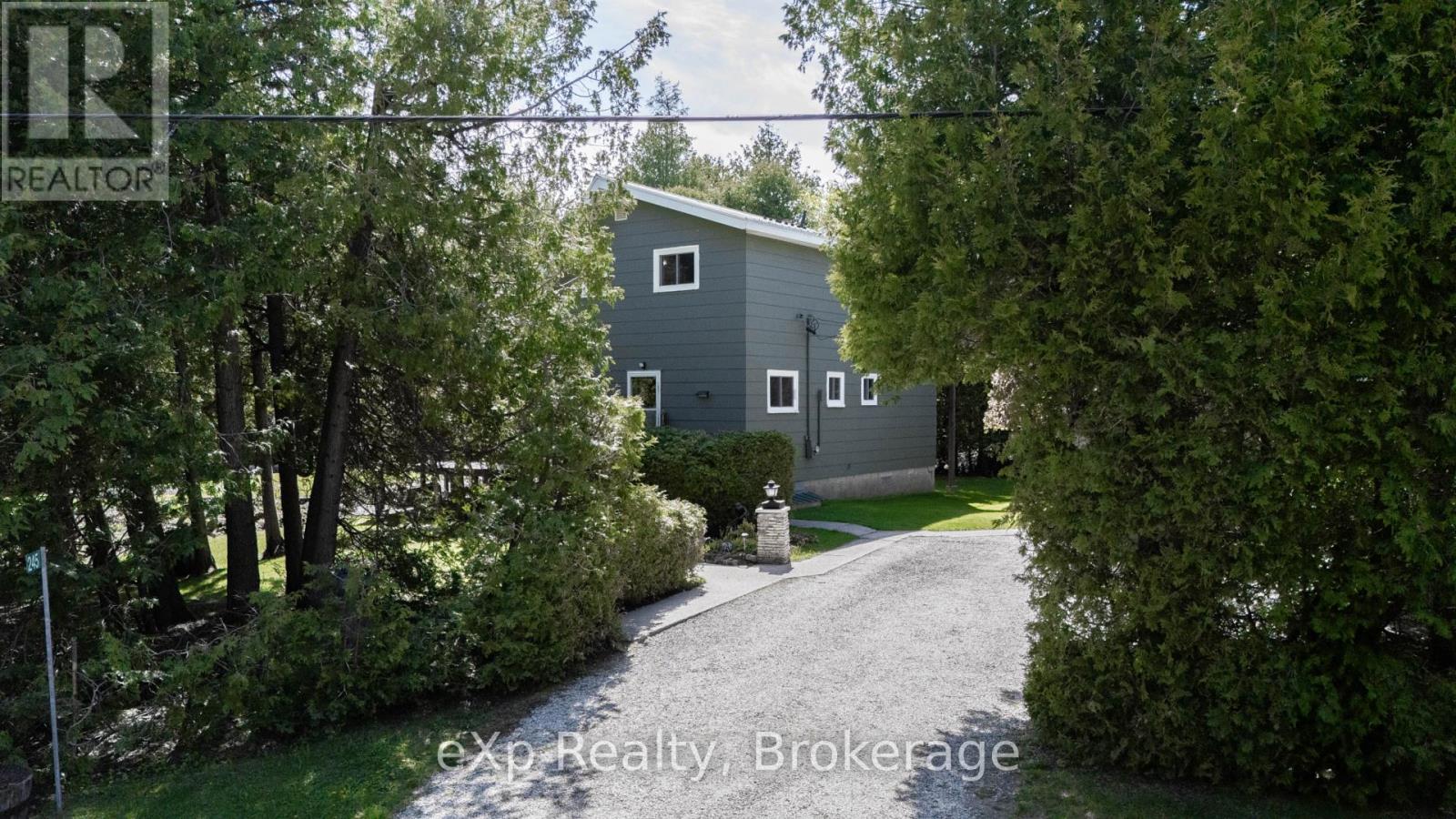 245 Whiskey Harbour Road, Northern Bruce Peninsula, Ontario  N0H 2T0 - Photo 4 - X12167617