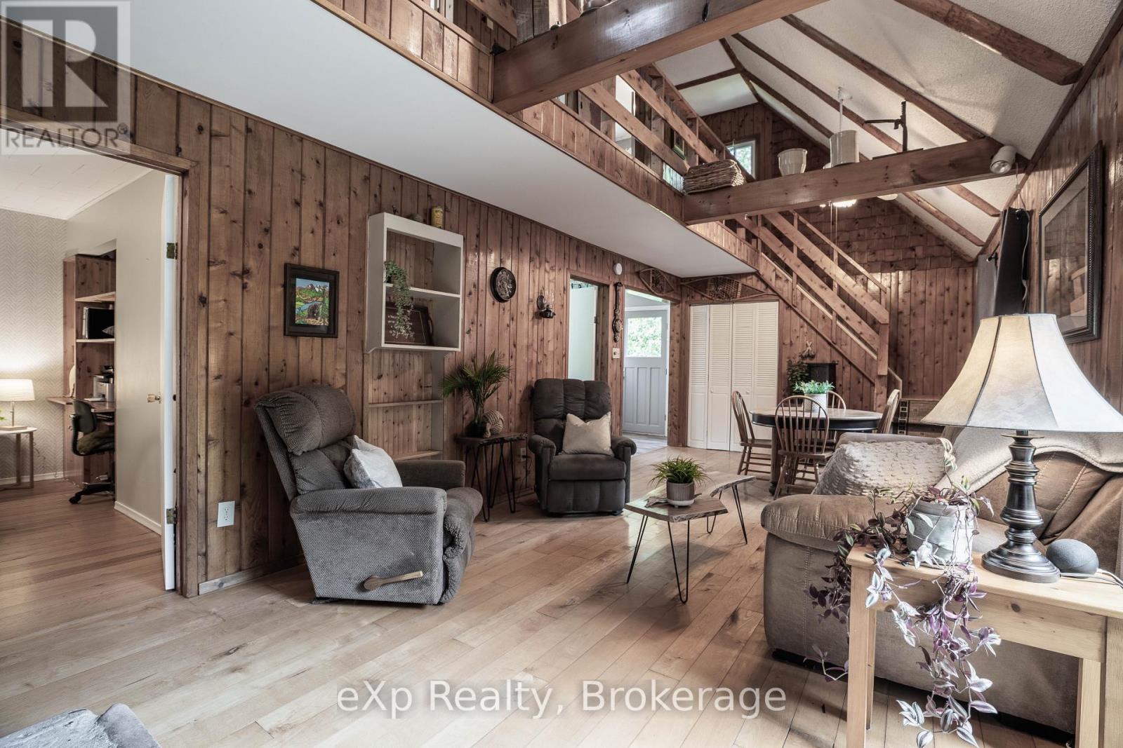 245 Whiskey Harbour Road, Northern Bruce Peninsula, Ontario  N0H 2T0 - Photo 9 - X12167617
