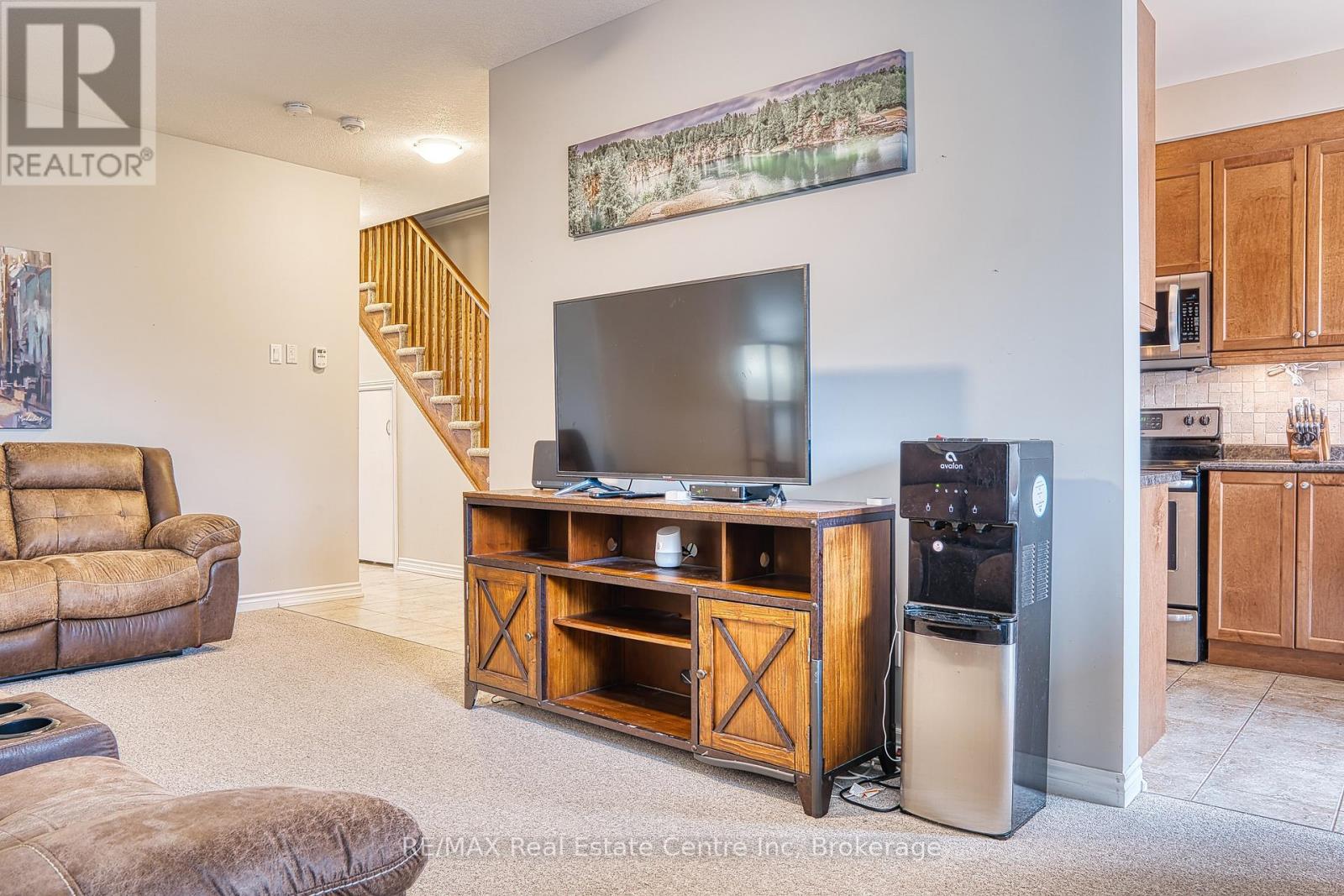 14 Sadler Street, Centre Wellington, Ontario  N1M 0E2 - Photo 12 - X12168100