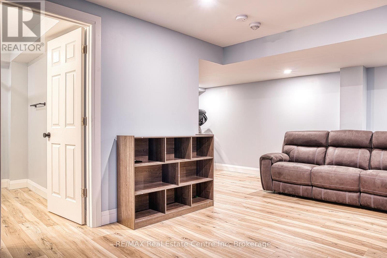 14 Sadler Street, Centre Wellington, Ontario  N1M 0E2 - Photo 26 - X12168100