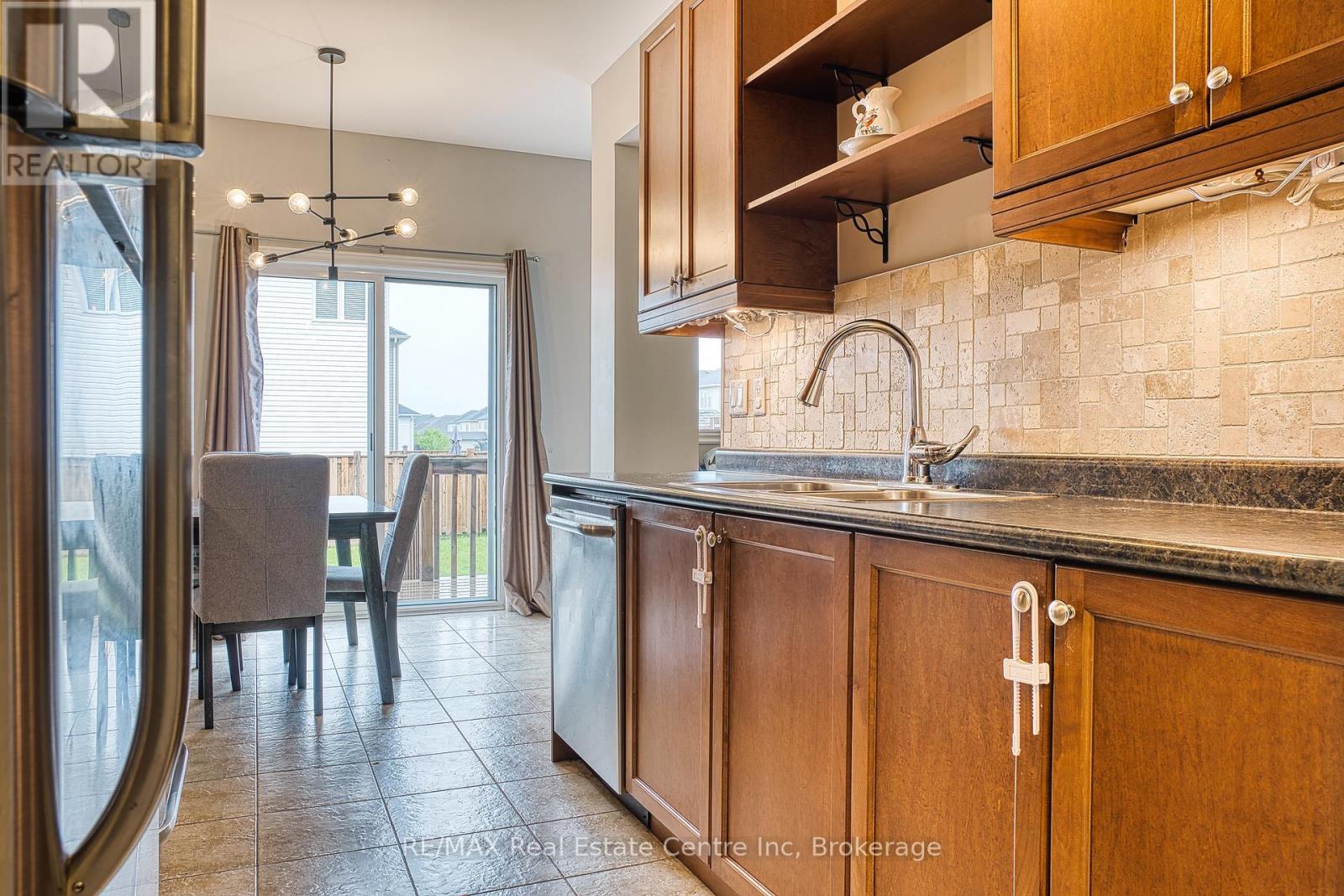 14 Sadler Street, Centre Wellington, Ontario  N1M 0E2 - Photo 8 - X12168100
