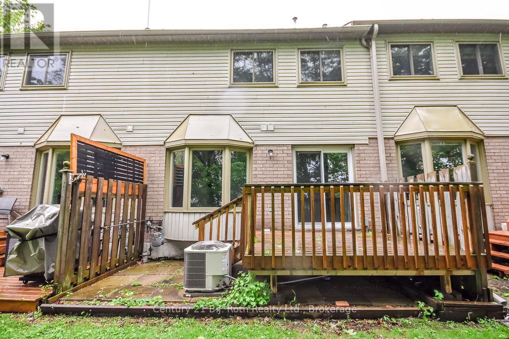 9 - 492 Laclie Street, Orillia, Ontario  L3V 7V2 - Photo 39 - S12168469