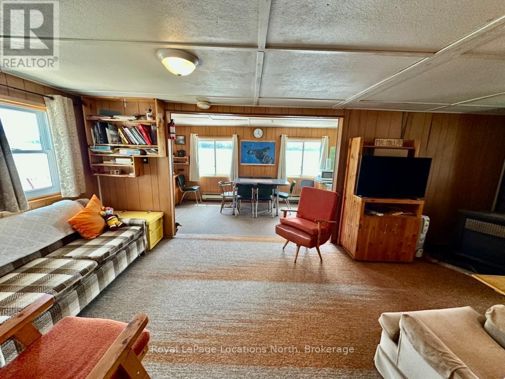 62 Miller Lake Shore Road, Northern Bruce Peninsula, Ontario  N0H 1Z0 - Photo 17 - X12168402