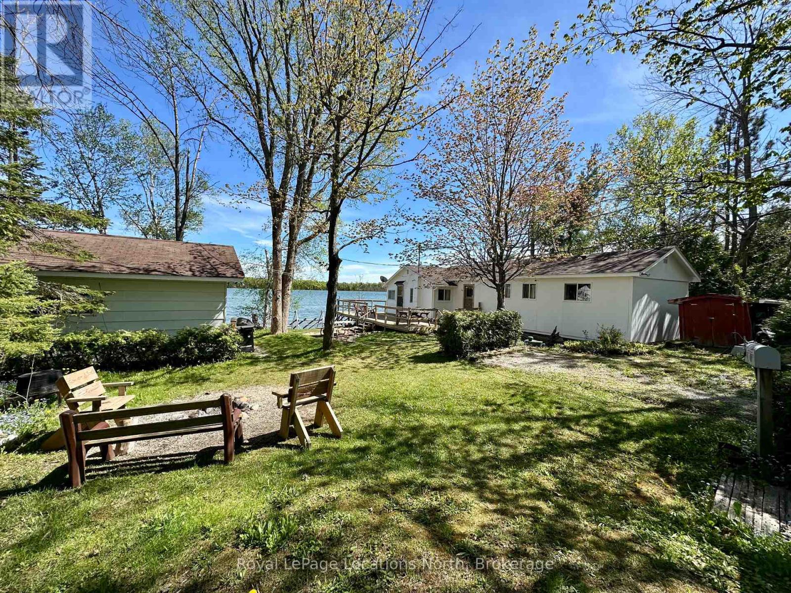 62 Miller Lake Shore Road, Northern Bruce Peninsula, Ontario  N0H 1Z0 - Photo 4 - X12168402