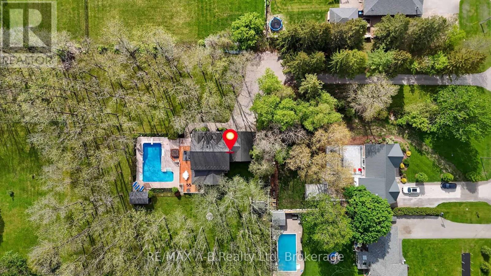 138 Huron Road, Perth South, Ontario  N0K 1X0 - Photo 49 - X12168498