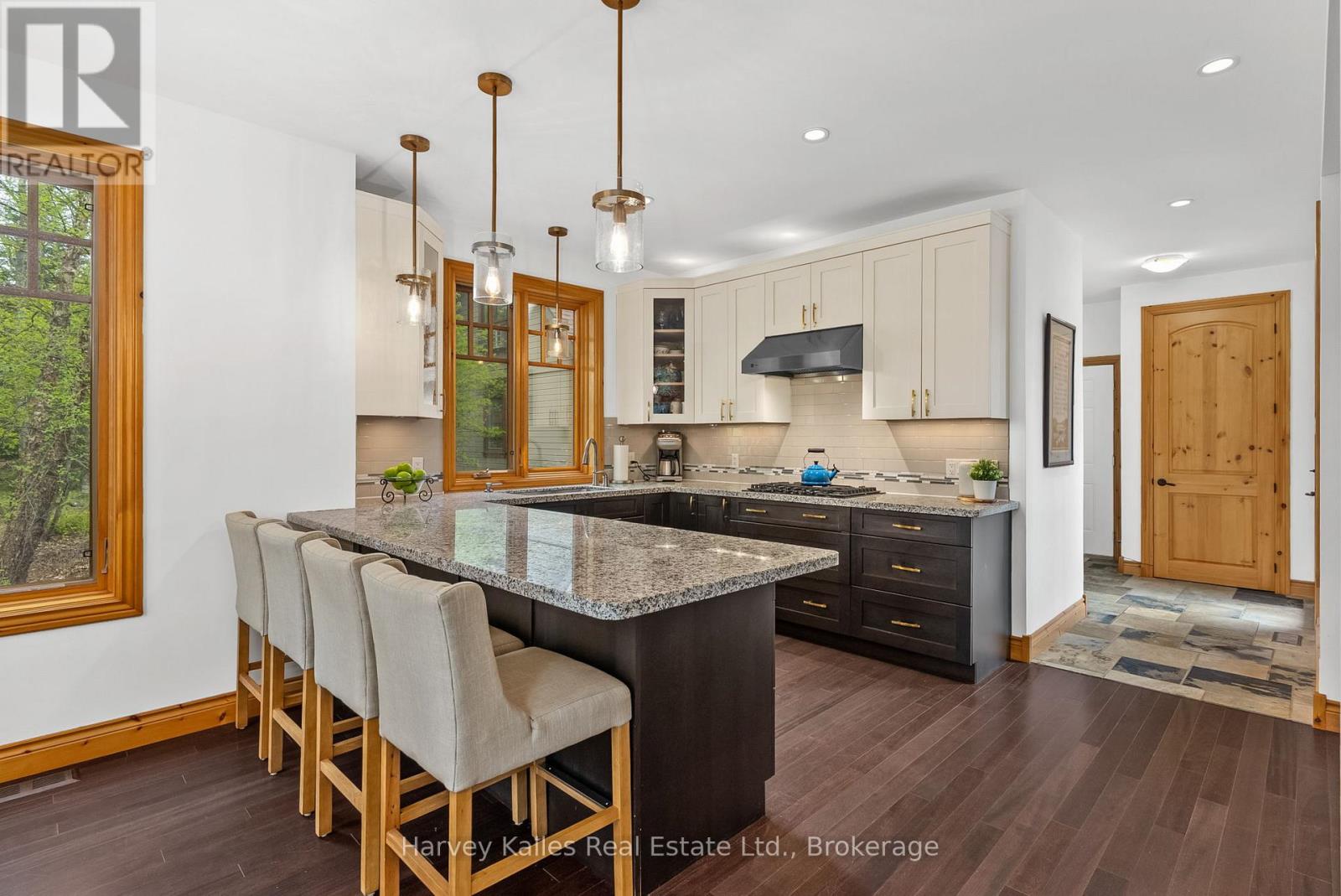 63 Clubhouse Drive, Huntsville, Ontario  P1H 1B1 - Photo 10 - X12168745