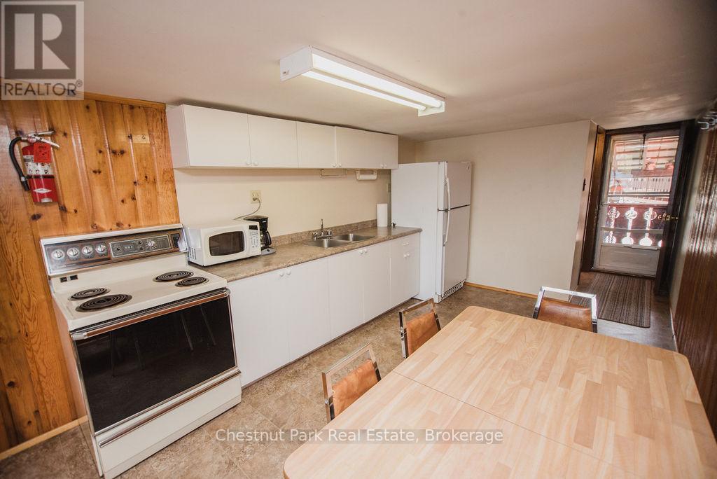 51 Stevens Road, Temagami, Ontario  P0H 2H0 - Photo 34 - X12168792