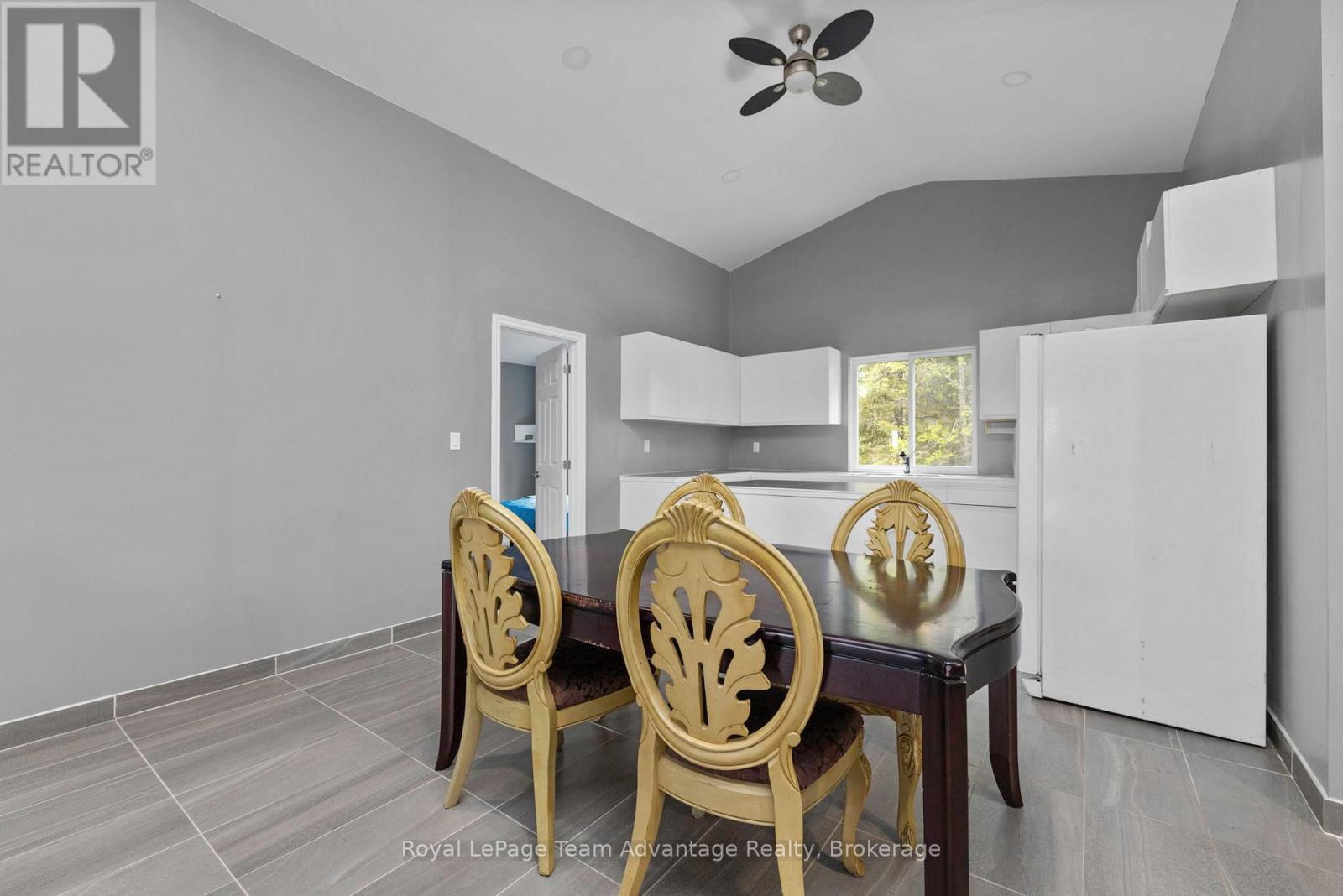 11 Nickles Cove Road, Whitestone, Ontario  P0A 1G0 - Photo 10 - X12169144