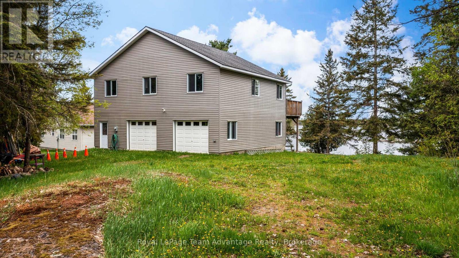 11 Nickles Cove Road, Whitestone, Ontario  P0A 1G0 - Photo 3 - X12169144