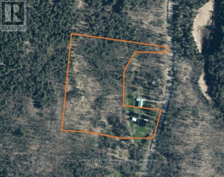 112 510 Highway, Magnetawan, Ontario  P0A 1P0 - Photo 1 - X12169339
