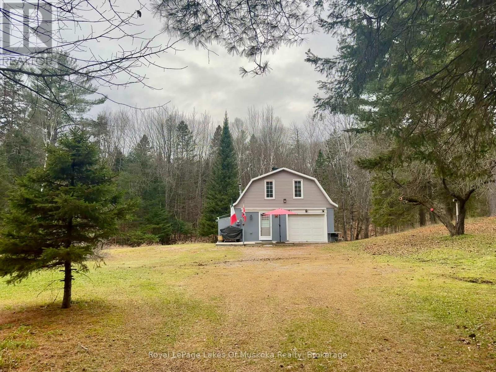 112 510 Highway, Magnetawan, Ontario  P0A 1P0 - Photo 2 - X12169339