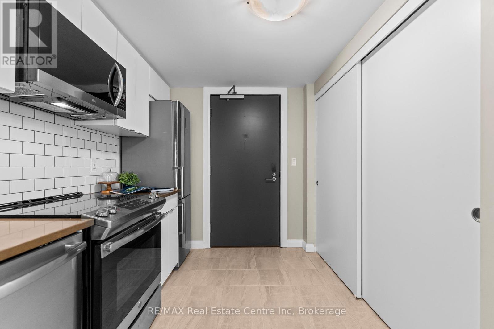 201 - 63 Arthur Street S, Guelph, Ontario  N1H 4C1 - Photo 5 - X12169380
