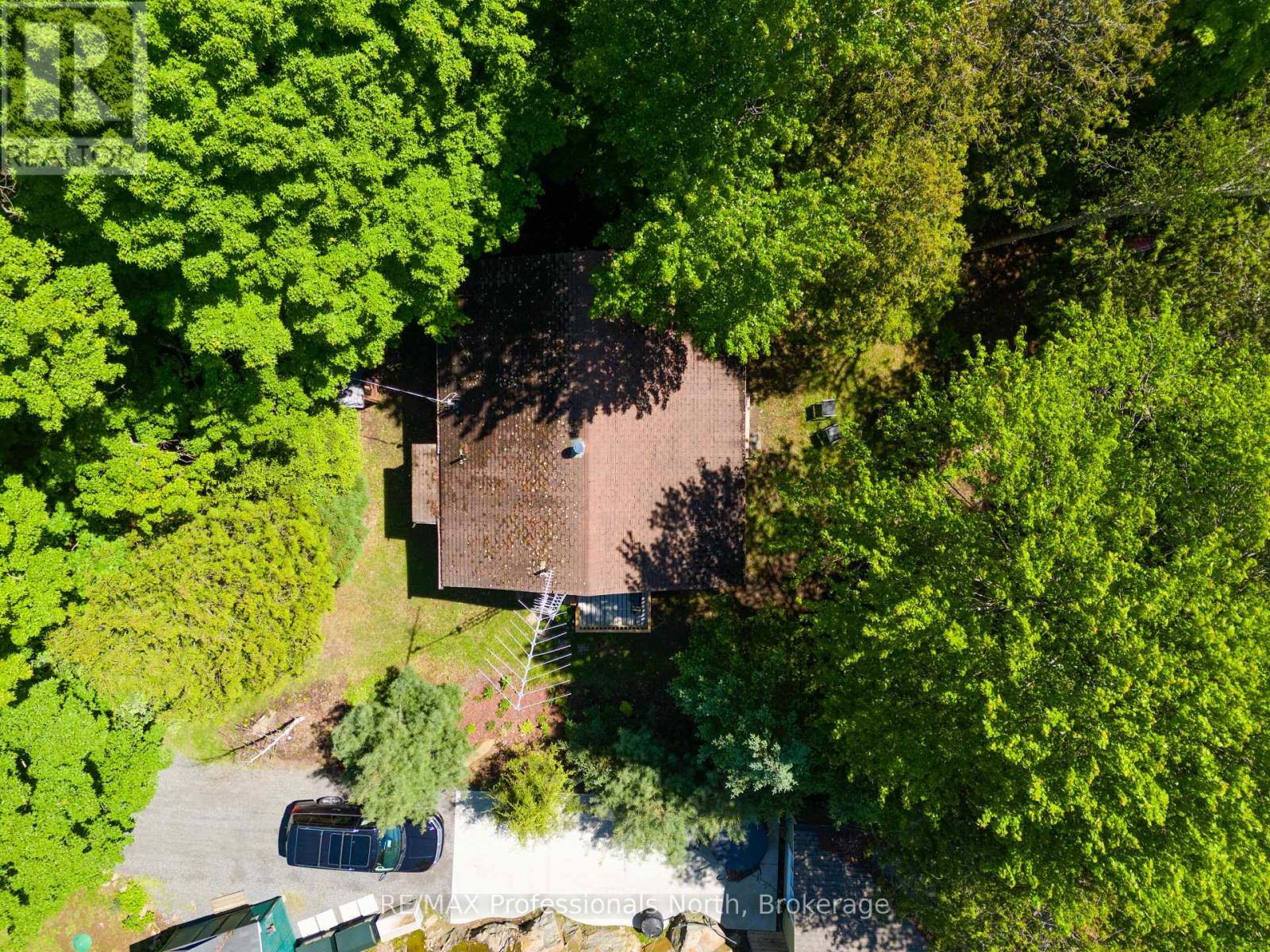 1014 Reid Lane, Lake Of Bays, Ontario  P0A 1H0 - Photo 42 - X12169528