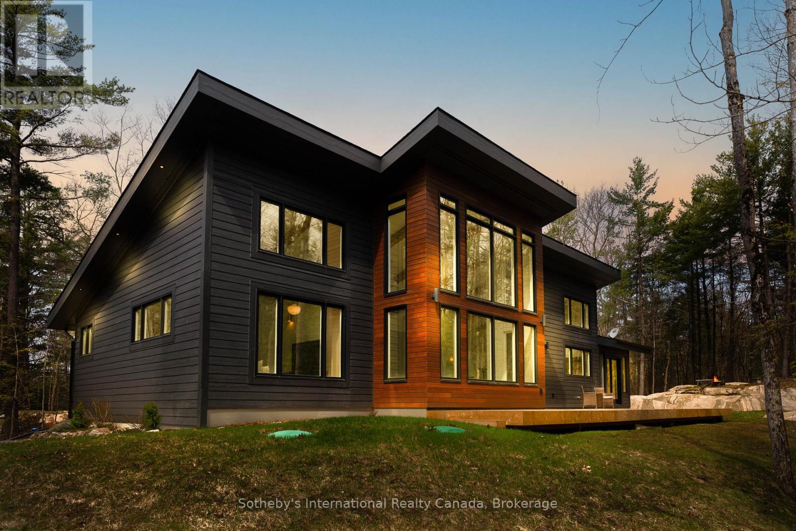 1532 SOUTHWOOD ROAD, Gravenhurst, Ontario