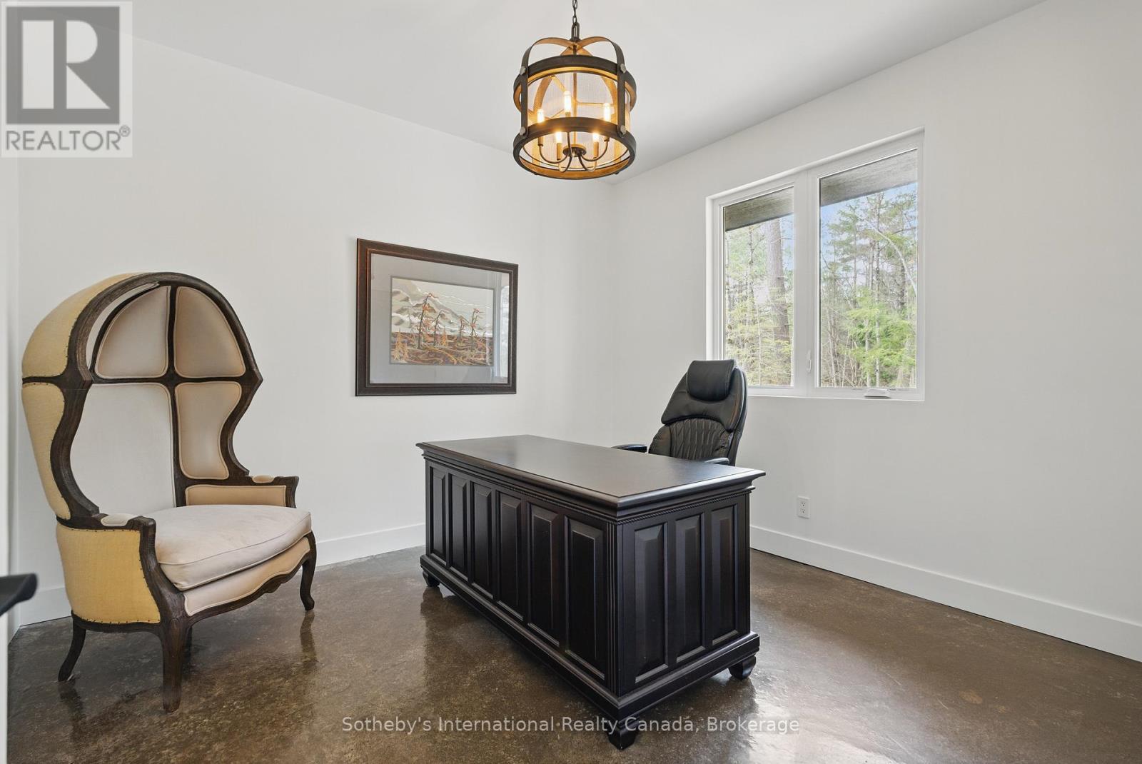 1532 Southwood Road, Gravenhurst, Ontario  P0E 1G0 - Photo 21 - X12169696
