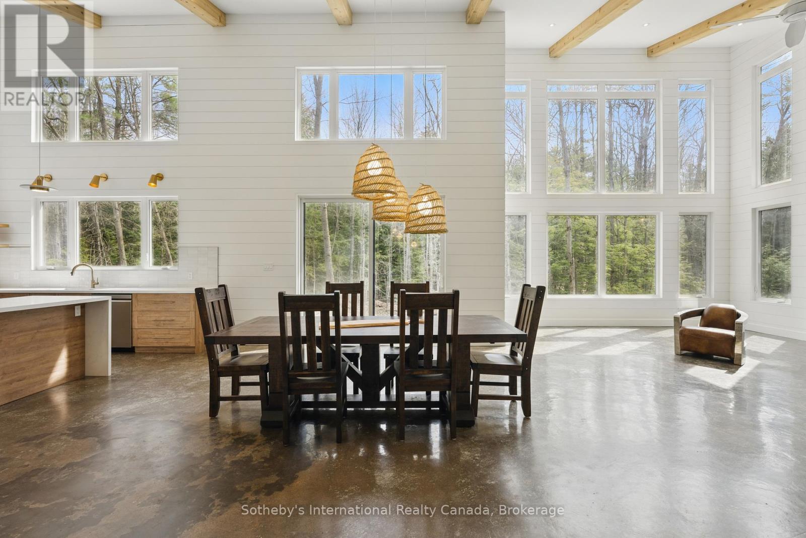 1532 Southwood Road, Gravenhurst, Ontario  P0E 1G0 - Photo 4 - X12169696